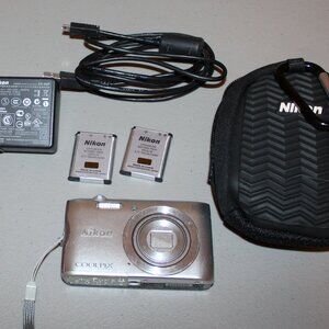 Nikon Coolpix S3700 Digital Camera – 8x Optical Zoom – Extras Included